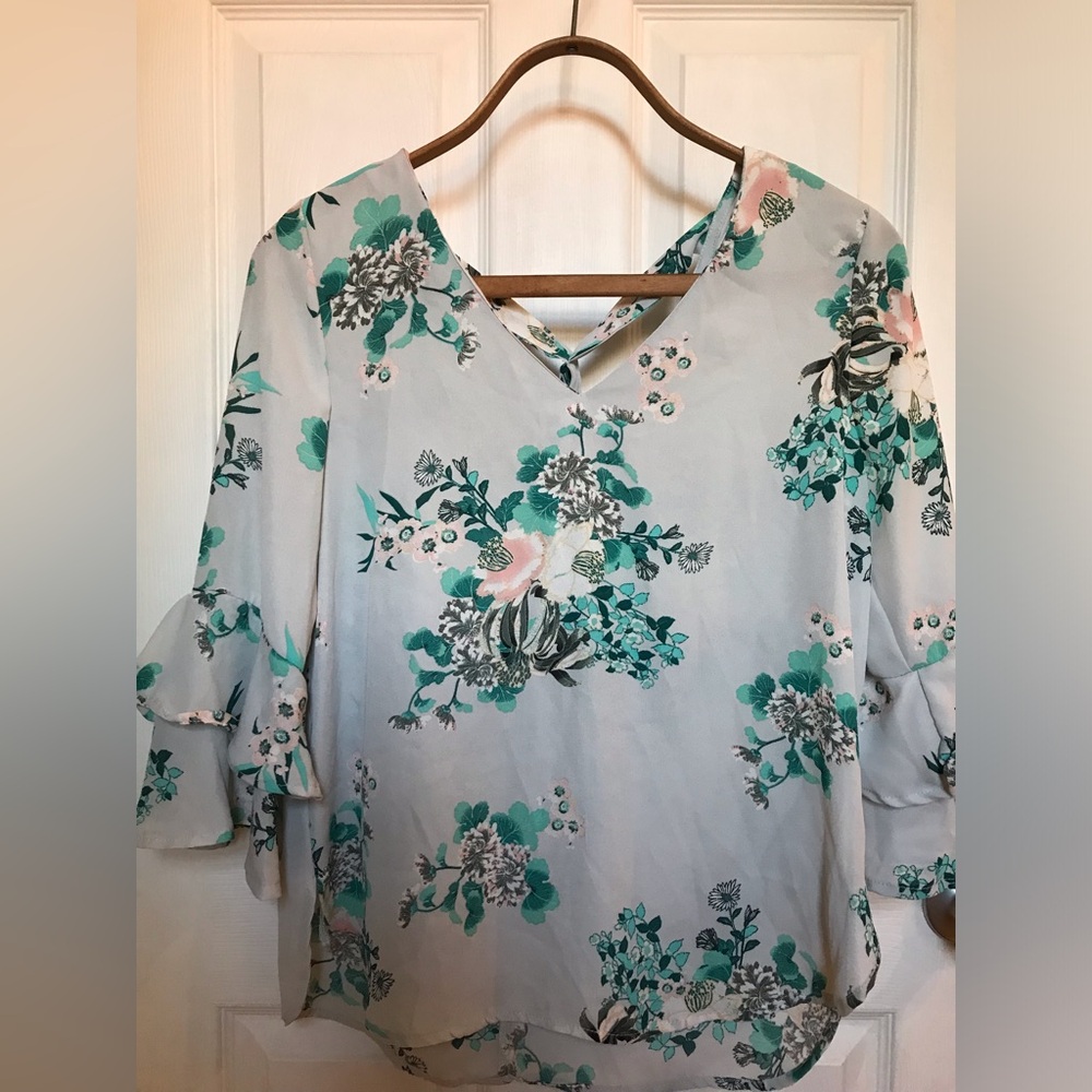 Seven Sisters Floral Top With Bell Sleeves aka Flowered Blouse Cottagecore Shirt